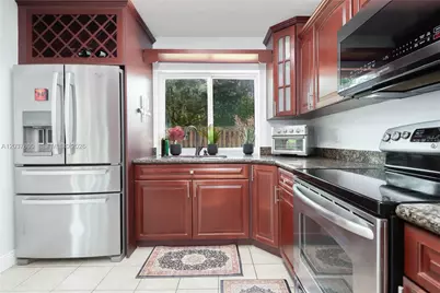 6316 NW 173rd St, Hialeah, FL 33015 - Photo 12