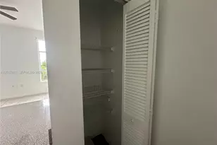 7420 W 20th Ave, Hialeah, FL 33016 - Photo 14
