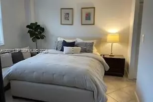 1050 SE 15th St, Fort Lauderdale, FL 33316 - Photo 6