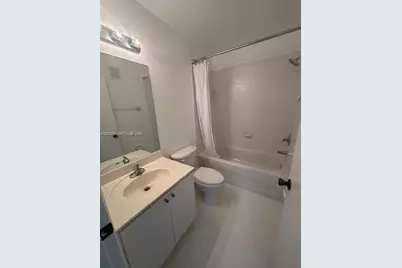 1271 SE 28th Ct #203, Homestead, FL 33035 - Photo 18