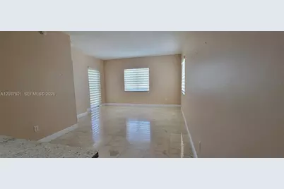 10 Aragon Ave #901, Coral Gables, FL 33134 - Photo 4