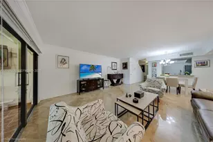20308 NE 34th Ct, Aventura, FL 33180 - Photo 10
