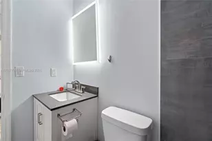 644 SW 7th Ct, Hallandale Beach, FL 33009 - Photo 34