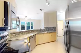 12281 SW 121st Terrace, Miami, FL 33186 - Photo 10
