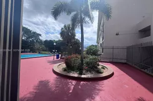 820 NW 87th Ave, Miami, FL 33172 - Photo 22