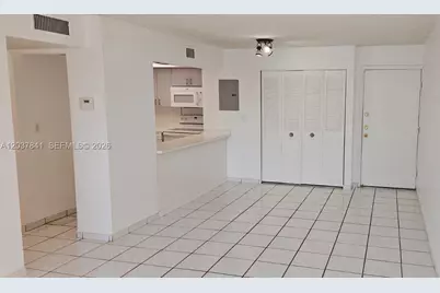 820 NW 87th Ave #201, Miami, FL 33172 - Photo 4