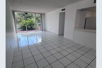820 NW 87th Ave #201, Miami, FL 33172 - Photo 2