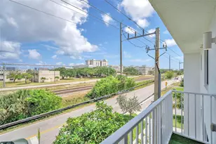 2651 NE 212th Terrace, Miami, FL 33180 - Photo 22