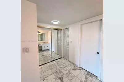 155 Ocean Lane Dr #504, Key Biscayne, FL 33149 - Photo 12