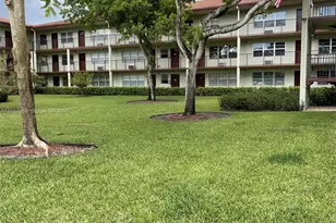 151 SW 135th Terrace, Pembroke Pines, FL 33027 - Photo 2