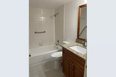 151 SW 135th Ter #108T, Pembroke Pines, FL 33027 - Photo 8