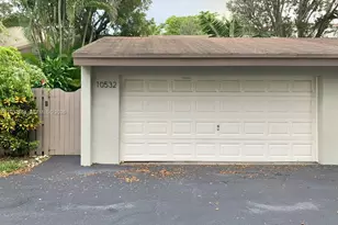 10532 SW 112th Ave, Miami, FL 33176 - Photo 2