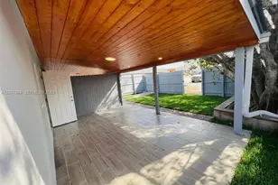 2434 Polk St, Hollywood, FL 33020 - Photo 10