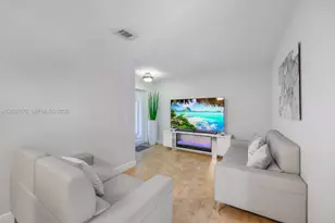 15216 SW 112th Pl, Miami, FL 33157 - Photo 2