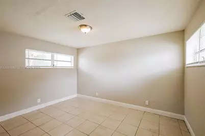 5980 NW 24th Ct, Margate, FL 33063 - Photo 10
