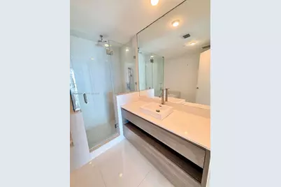 1100 S Miami Ave #3811, Miami, FL 33130 - Photo 16