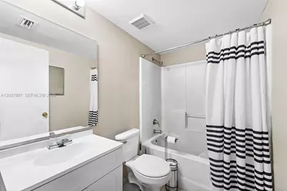 3690 N 56th Ave #948, Hollywood, FL 33021 - Photo 8