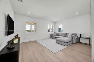 12021 SW 82nd Pl, Miami, FL 33156 - Photo 10