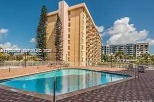 2025 NE 164, North Miami Beach, FL 33162 - Photo 2