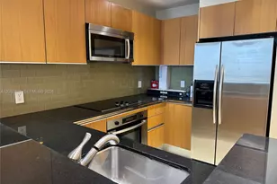 1060 Brickell Ave, Miami, FL 33131 - Photo 2