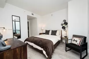 121 NE 34th St, Miami, FL 33137 - Photo 12