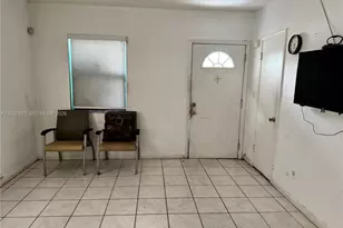 950 NE 160th St, North Miami Beach, FL 33162 - Photo 2