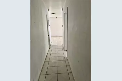 950 NE 160th St, North Miami Beach, FL 33162 - Photo 8