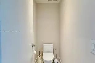 700 NE 24th St, Miami, FL 33137 - Photo 12