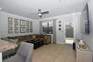 163 SE 36th Ave, Homestead, FL 33033 - Photo 2