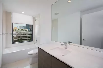 460 NE 28 St #501, Miami, FL 33132 - Photo 10