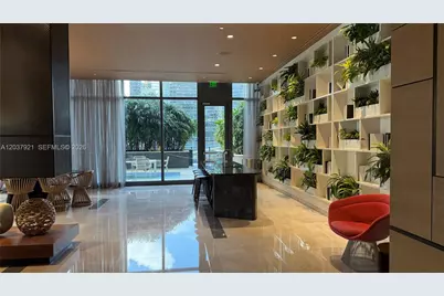 45 SW 9th St #1106, Miami, FL 33130 - Photo 28