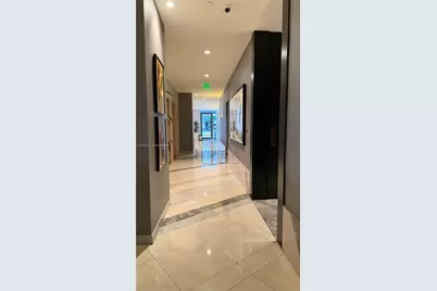 45 SW 9th St #1106, Miami, FL 33130 - Photo 30