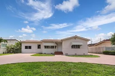 241 Hammond Dr, Miami Springs, FL 33166 - Photo 6