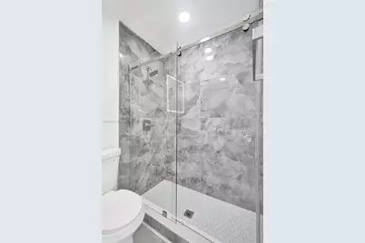2343 NW 28th St, Oakland Park, FL 33311 - Photo 42