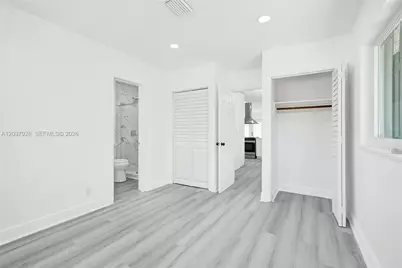 2343 NW 28th St, Oakland Park, FL 33311 - Photo 34