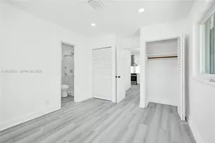 2343 NW 28th St, Oakland Park, FL 33311 - Photo 34