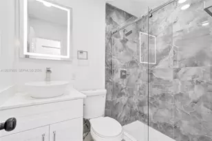 2343 NW 28th St, Oakland Park, FL 33311 - Photo 26