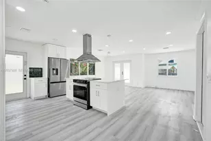 2343 NW 28th St, Oakland Park, FL 33311 - Photo 6