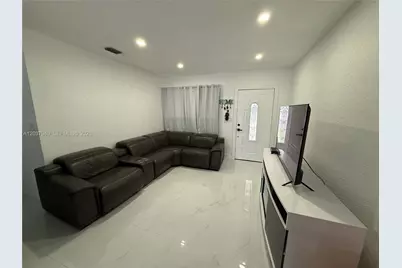17221 NW 32nd Ave #17221, Miami Gardens, FL 33056 - Photo 2