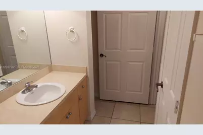 2630 SW 28th St #14, Miami, FL 33133 - Photo 8