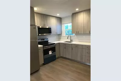 2434 Pierce St #2434, Hollywood, FL 33020 - Photo 4