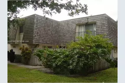 2060 SW 90th Ave #A-18, Davie, FL 33324 - Photo 2