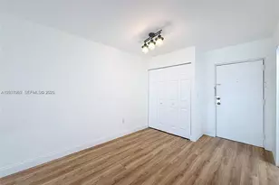 17560 Atlantic Blvd, Sunny Isles Beach, FL 33160 - Photo 14