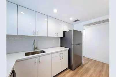 17560 Atlantic Blvd #501, Sunny Isles Beach, FL 33160 - Photo 20