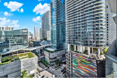 45 SW 9th St #1609, Miami, FL 33130 - Photo 1