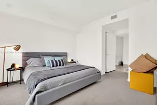 45 SW 9th St, Miami, FL 33130 - Photo 16