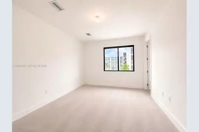 8185 NW 42nd St #8185, Doral, FL 33166 - Photo 10