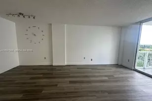 5091 NW 7th St, Miami, FL 33126 - Photo 18