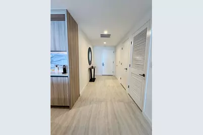 77 SE 5th St #4002, Miami, FL 33131 - Photo 30