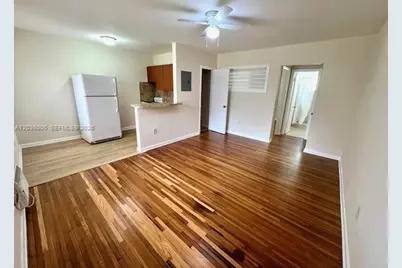 692 NE 85th St #5, Miami, FL 33138 - Photo 2